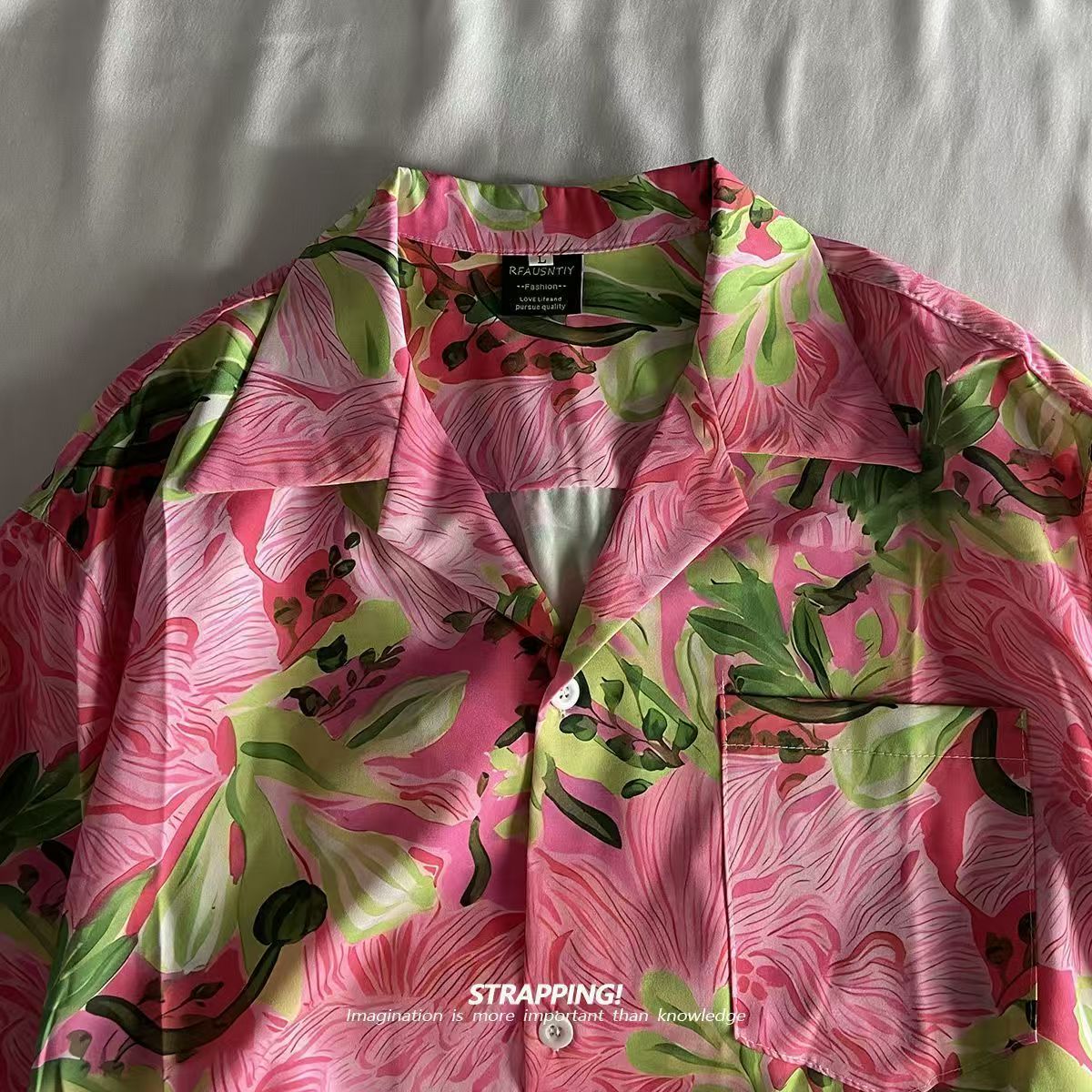 الوردي الكتابة على الجدران الأ - مراجعة Vintage Hawaiian Floral Shirt وسعره