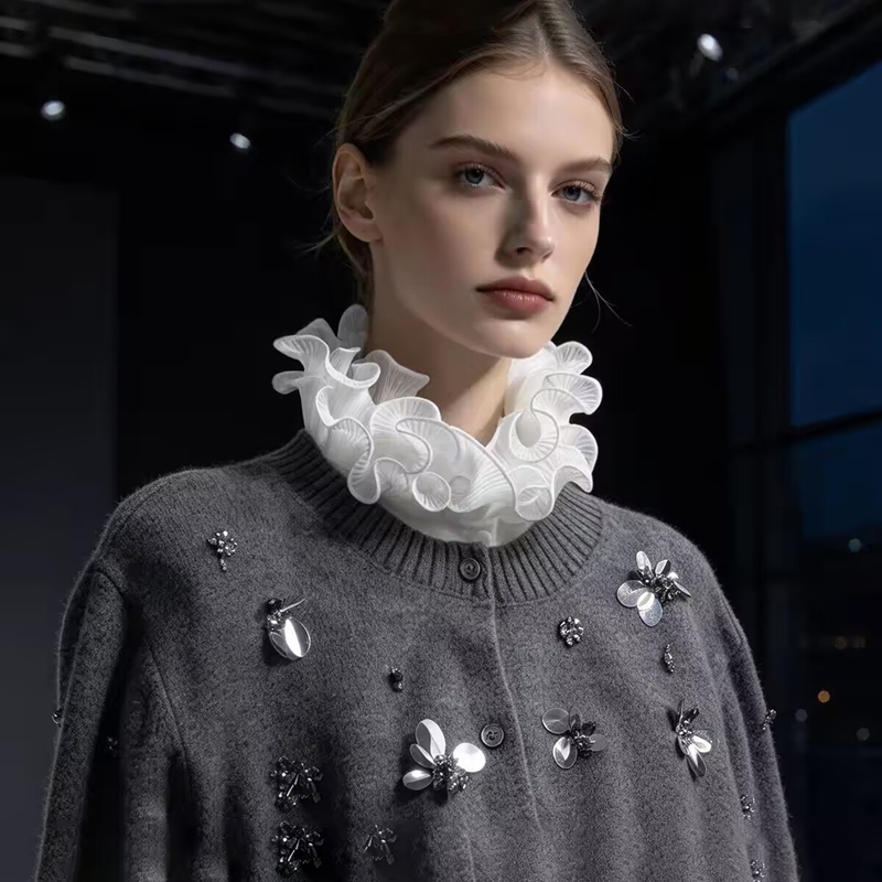 ياقة مزدوجة الطبقات بتصميم عصر - مراجعة Shirts وسعره